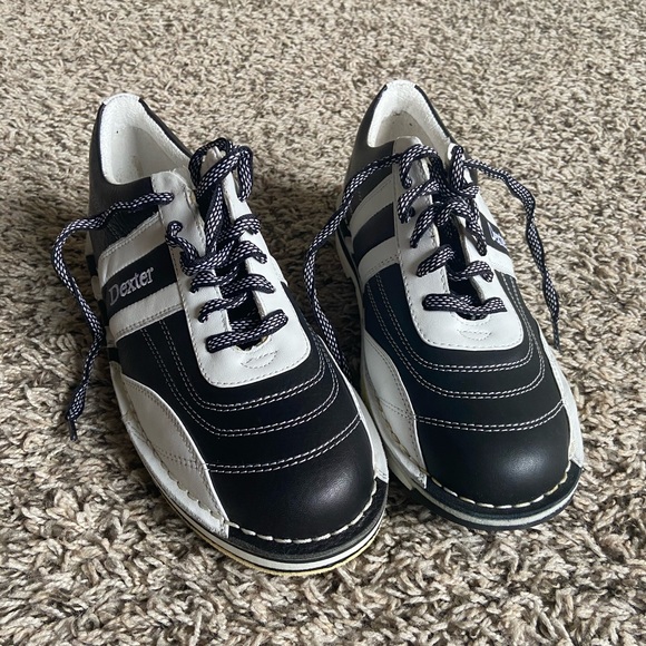 bowling shoes left handed